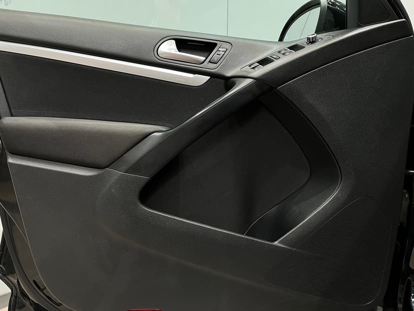 volkswagen-tiguan-2014-1090-5