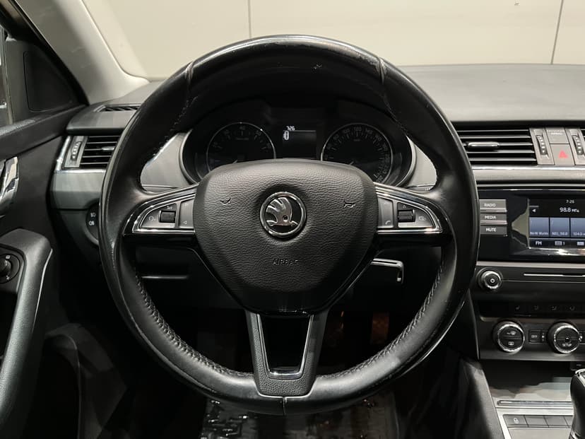 skoda-octavia-2015-1127-12