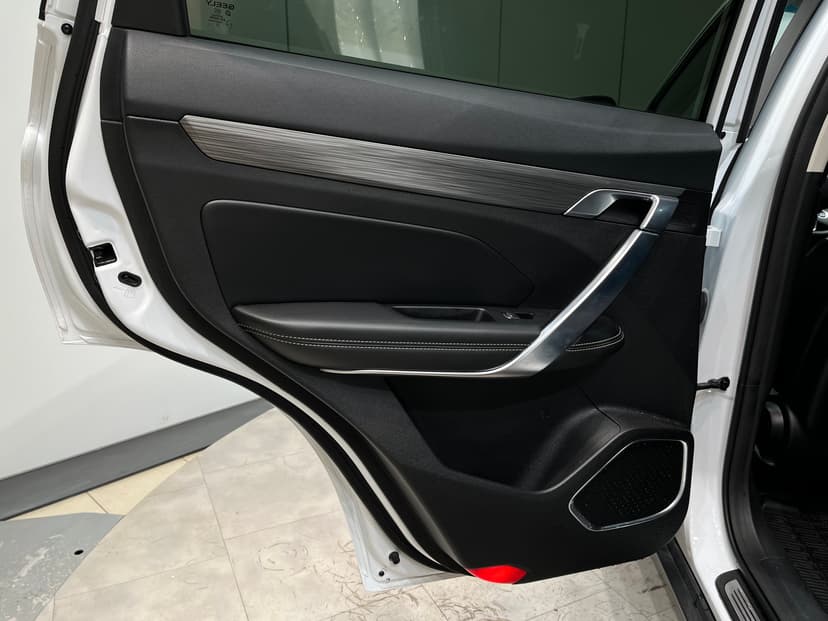 geely-atlas pro-2022-1148-19