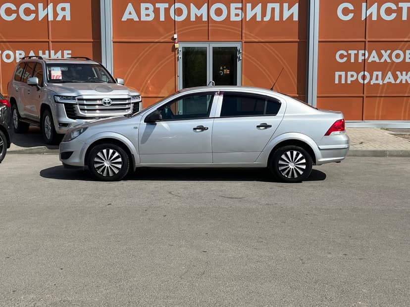 opel-astra-2011-226-7