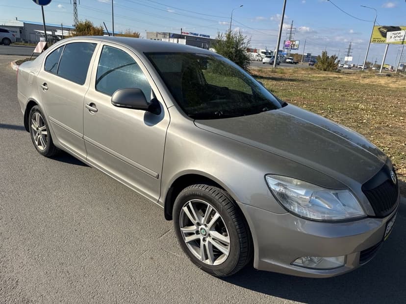 skoda-octavia-2011-531-0