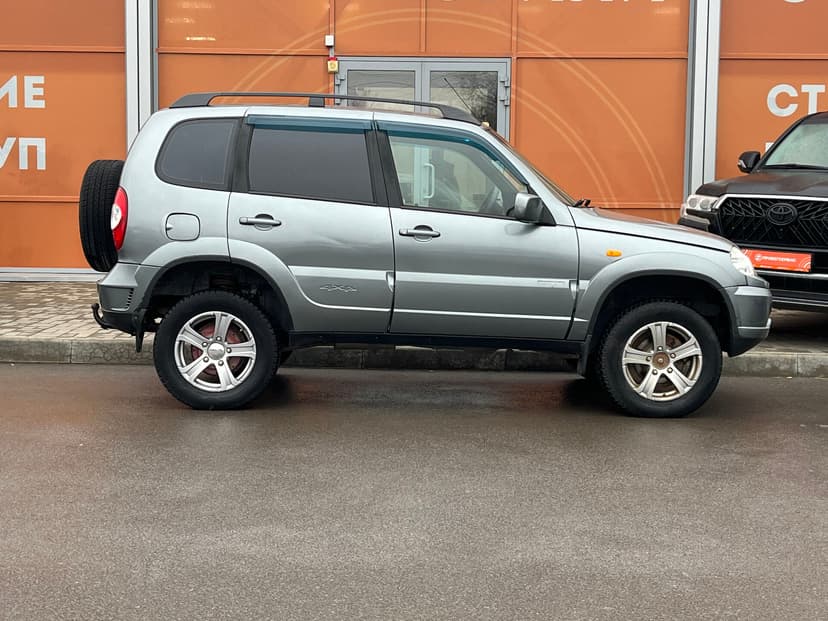 chevrolet-niva-2010-959-3