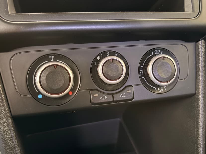 volkswagen-polo-2013-313-14