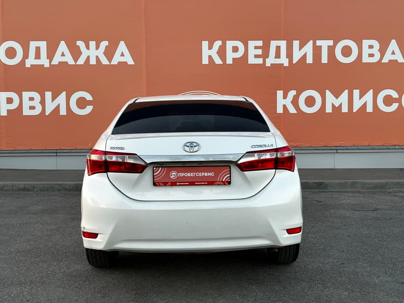 toyota-corolla-2013-350-5