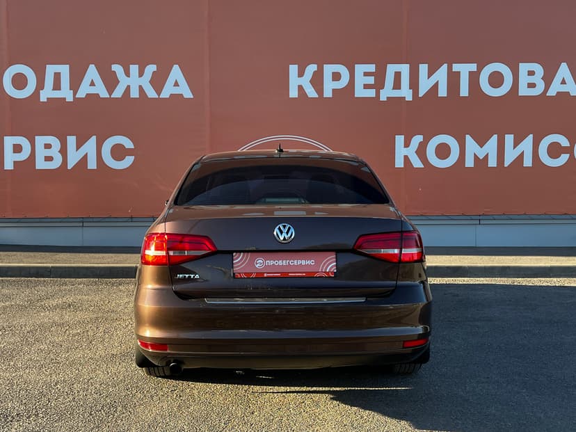 volkswagen-jetta-2015-390-5