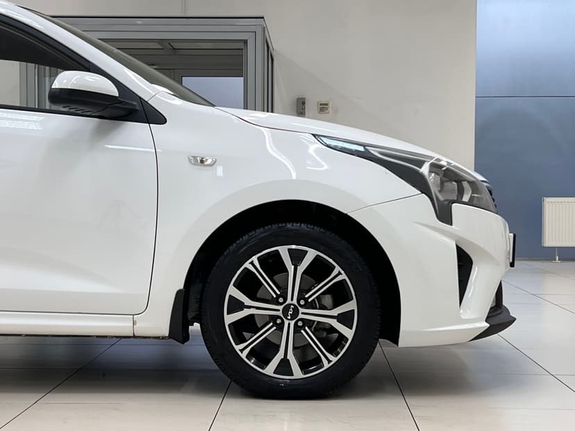 kia-rio-2022-299-4
