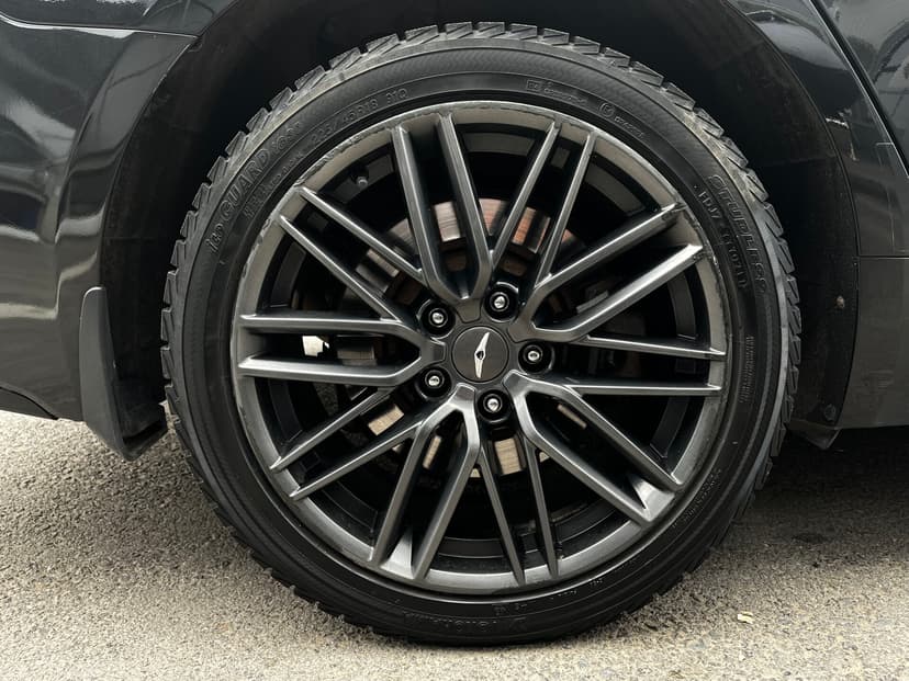 genesis-g70-2018-287-10