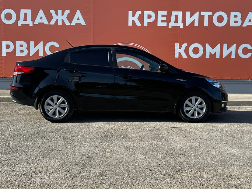 kia-rio-2017-97-3