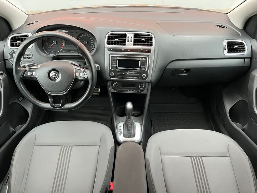 volkswagen-polo-2017-96-8