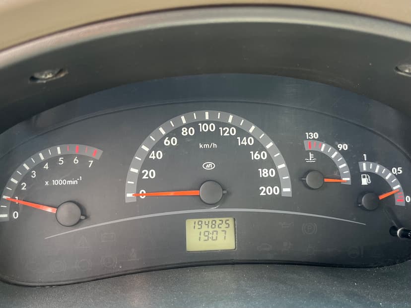 ваз (lada)-kalina-2010-217-12