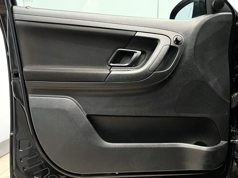 skoda-fabia-2013-1173-12