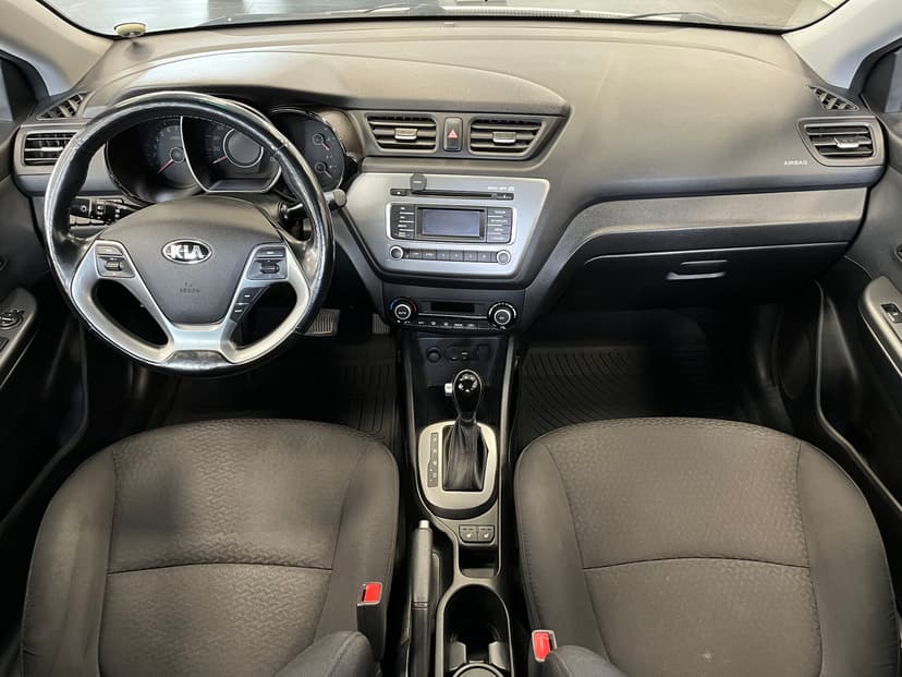 kia-rio-2016-26-8