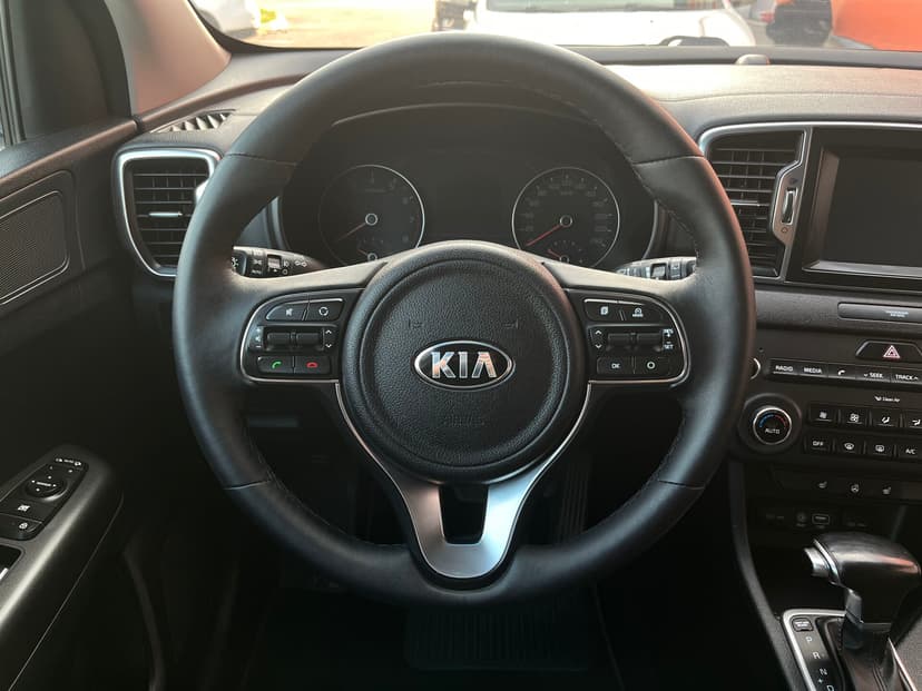 kia-sportage-2016-48-11