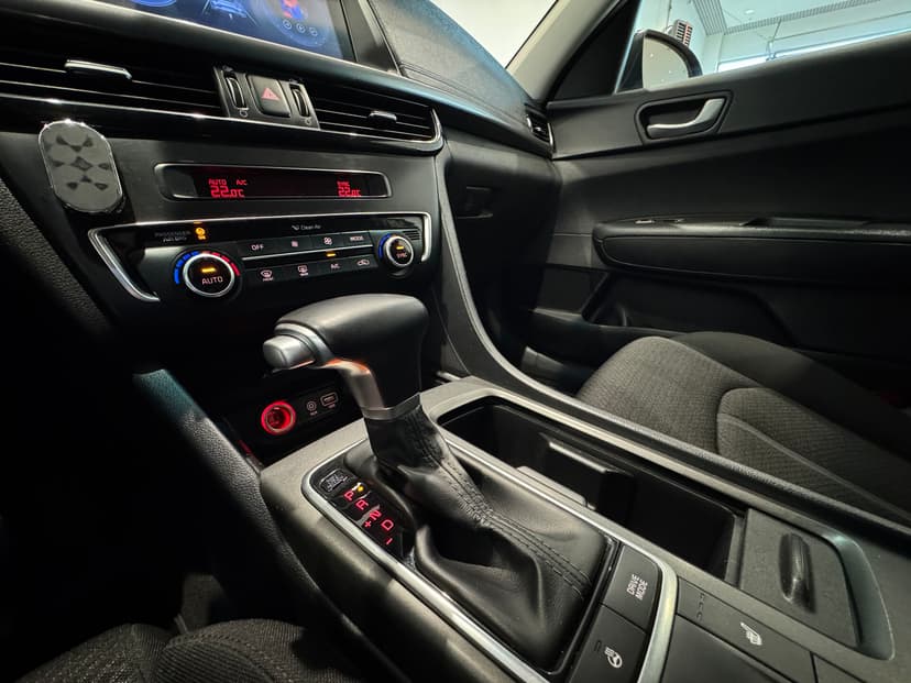 kia-optima-2017-975-12