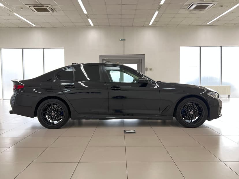 bmw-5 серия-2017-10-3