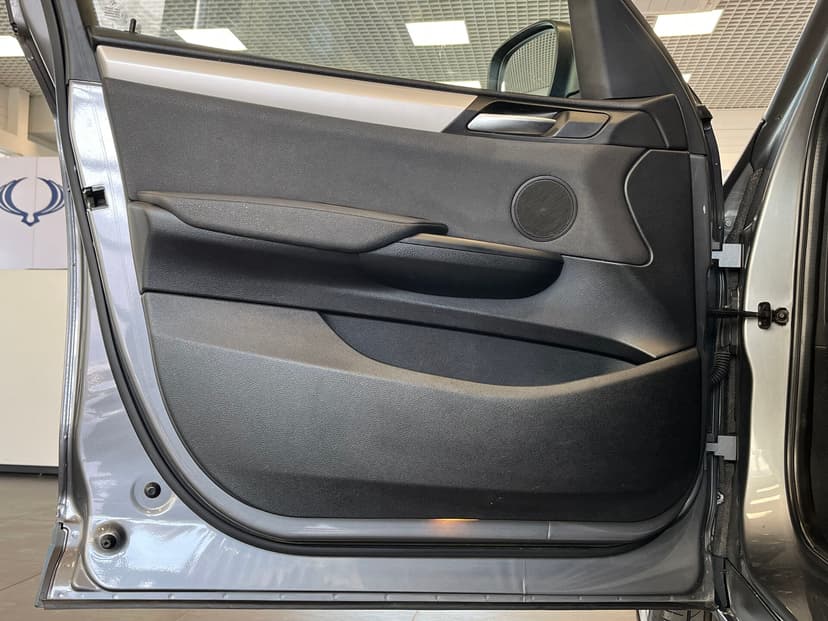 bmw-x3-2011-38-24