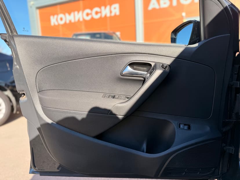 volkswagen-polo-2018-575-27