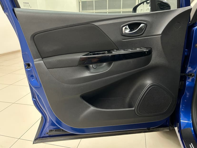 renault-kaptur-2022-570-19