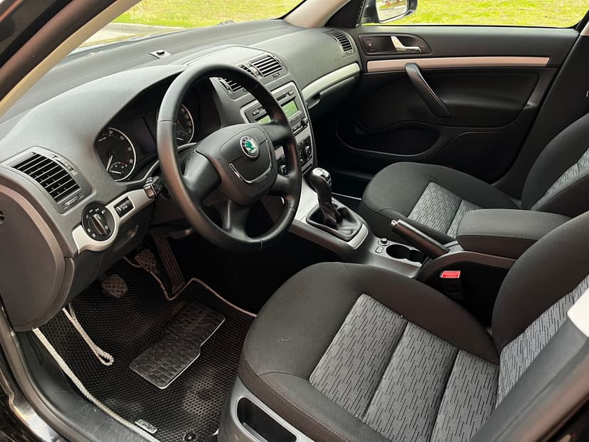 skoda-octavia-2012-549-20