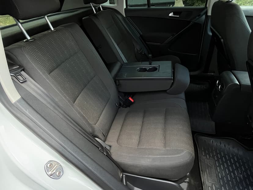 volkswagen-tiguan-2015-51-21