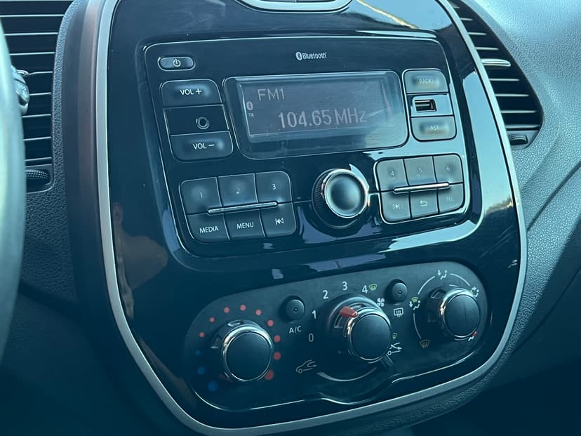 renault-kaptur-2017-32-9