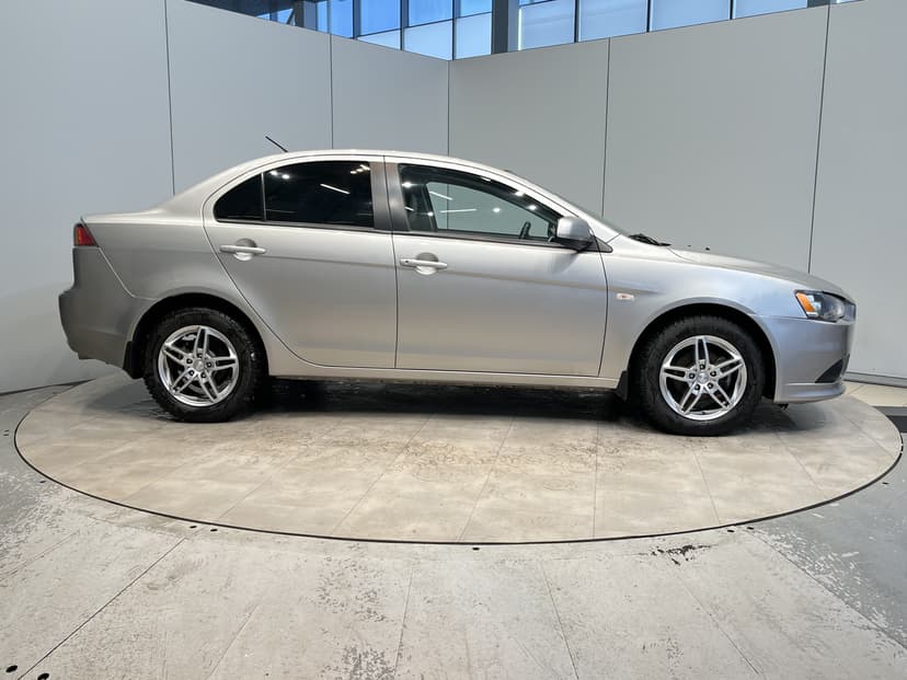 mitsubishi-lancer-2013-1179-6