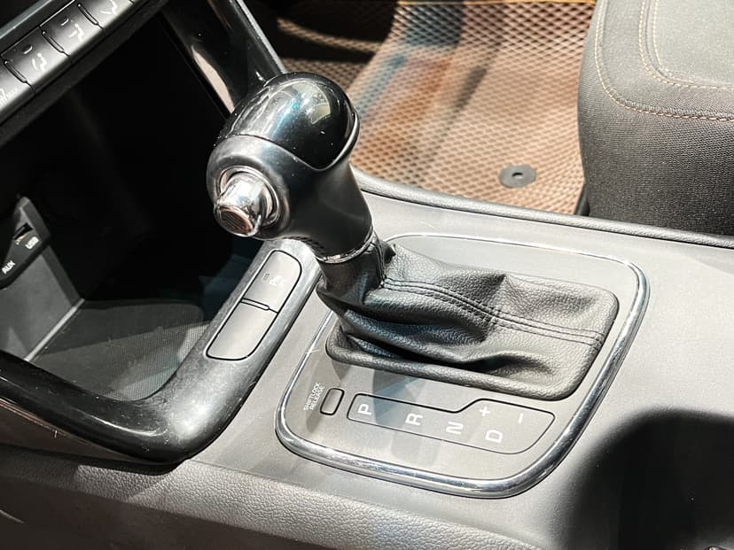 kia-ceed-2014-1150-22