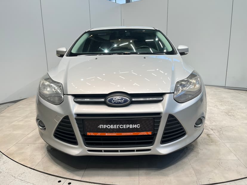 ford-focus-2012-1086-8