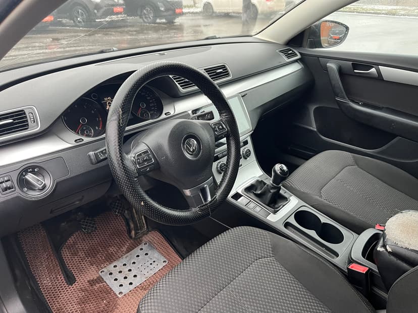 volkswagen-passat-2012-942-4