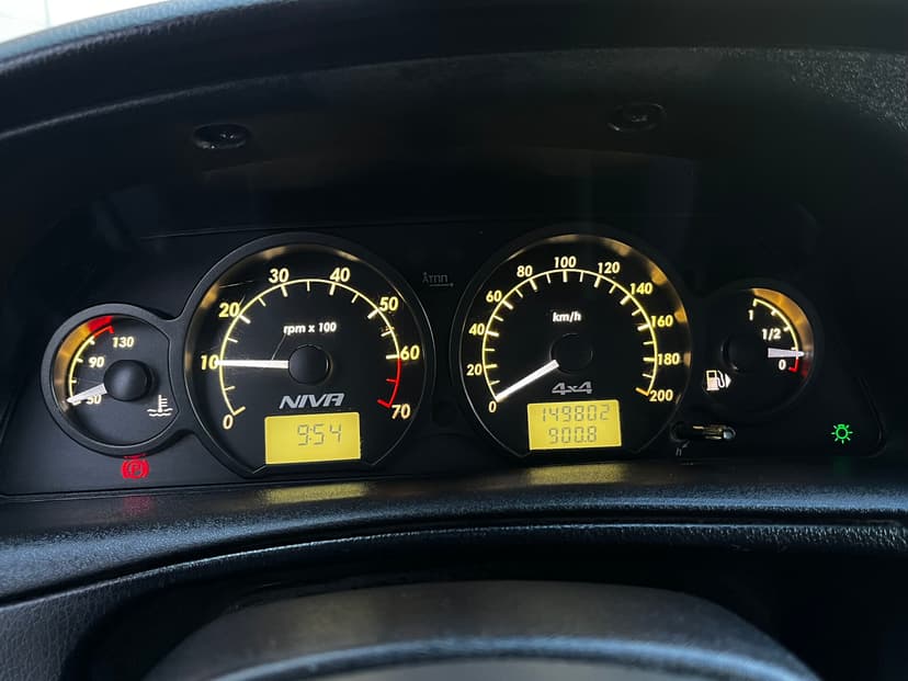 chevrolet-niva-2017-98-24