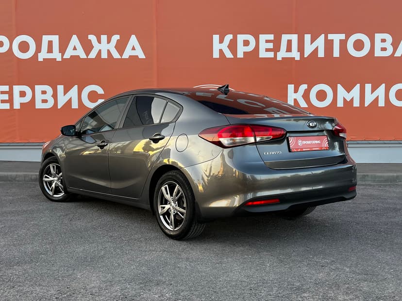 kia-cerato-2017-95-6
