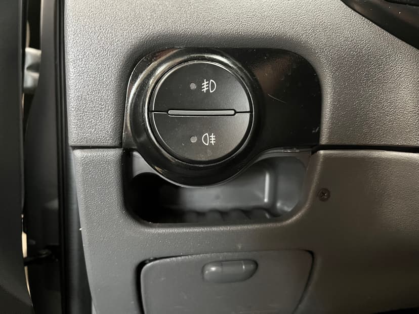 kia-rio-2010-188-15