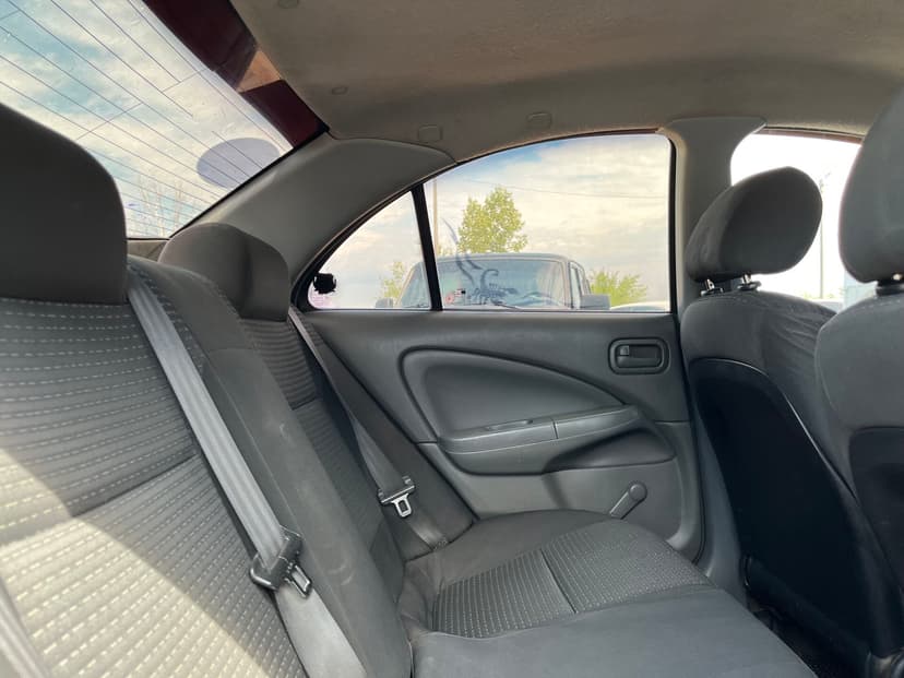nissan-almera classic-2008-174-25