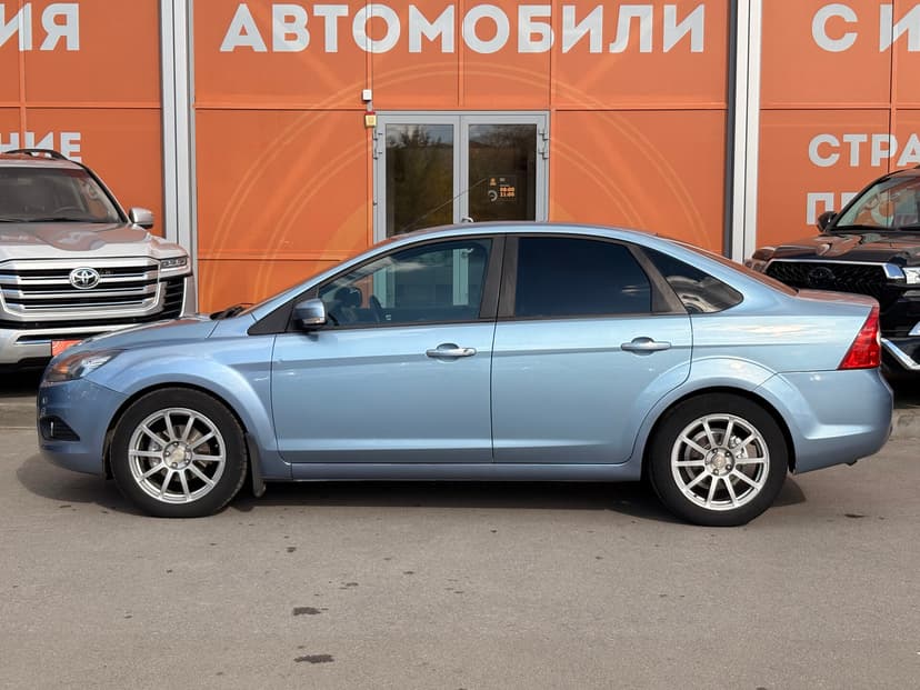 ford-focus-2008-323-7