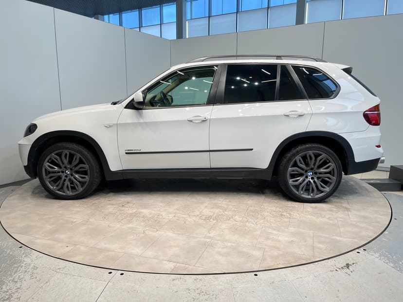 bmw-x5-2013-1161-1