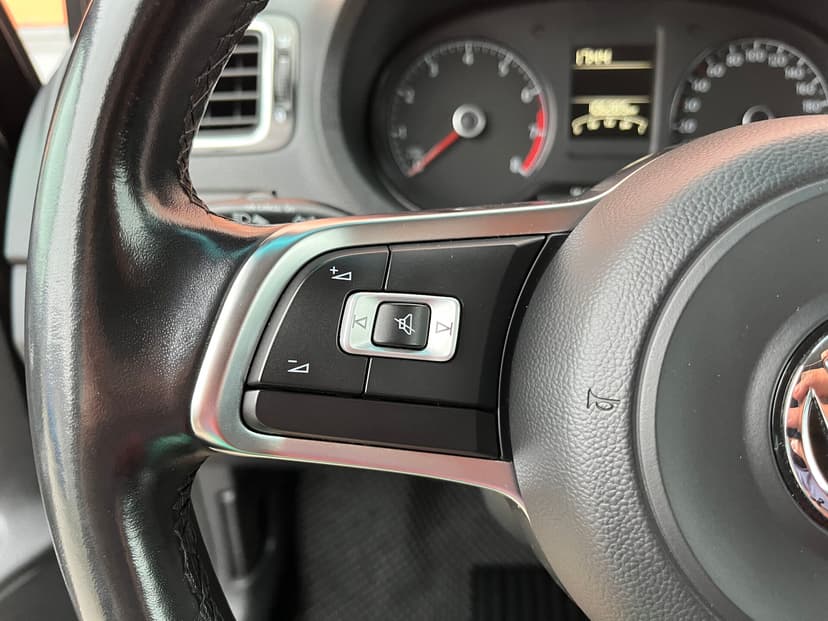 volkswagen-polo-2019-92-9