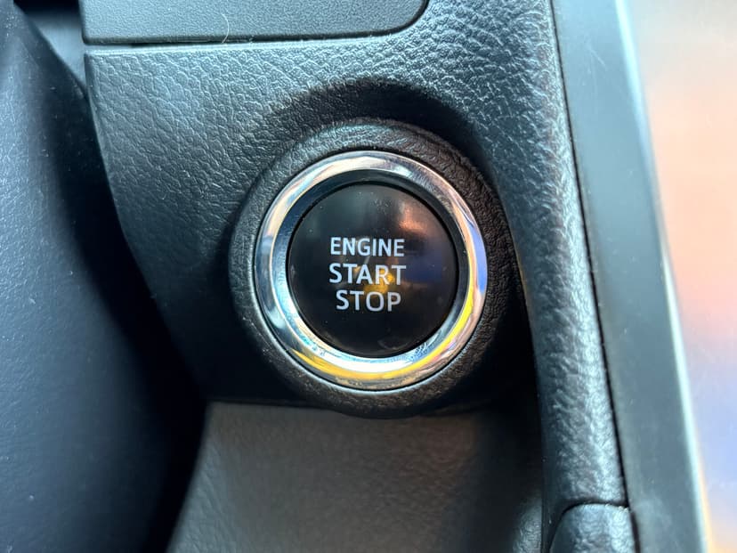 toyota-camry-2015-361-19