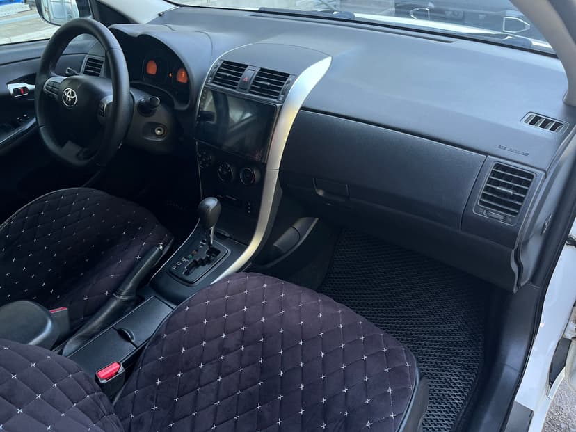 toyota-corolla-2012-89-28