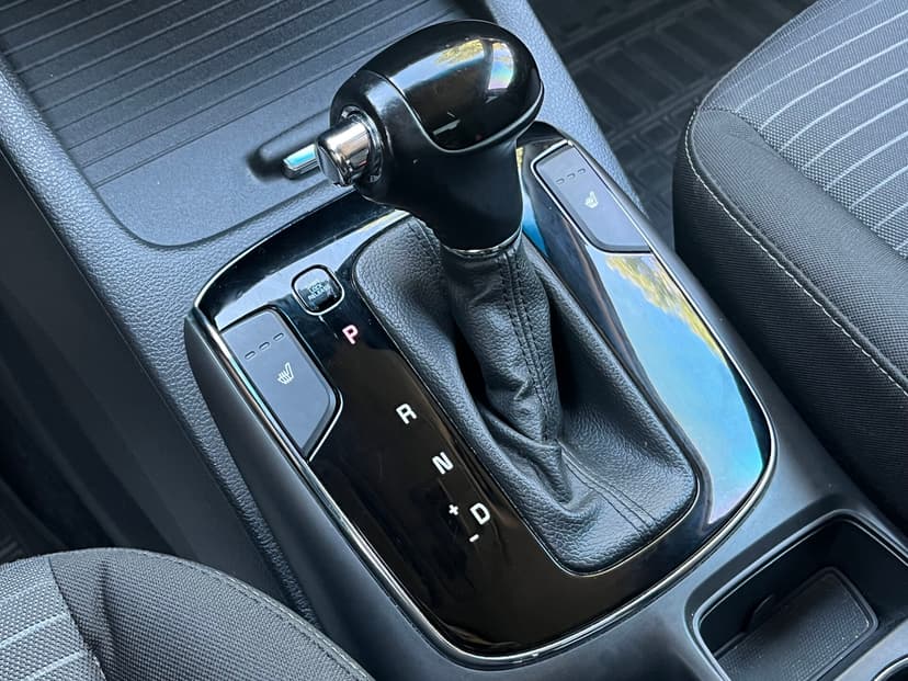 kia-cerato-2017-60-12
