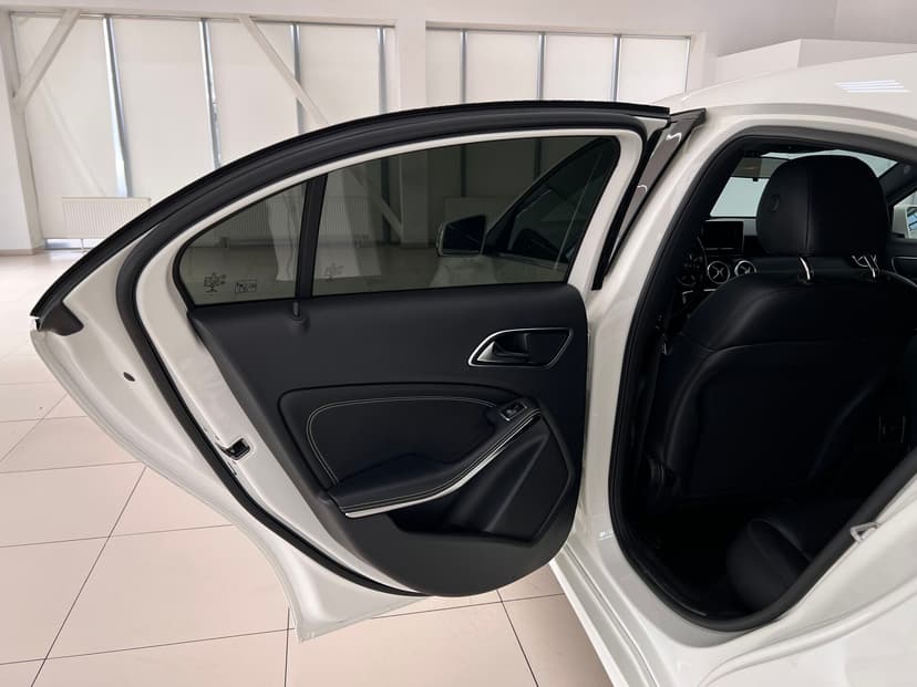 mercedes-benz-a-класс-2014-455-33