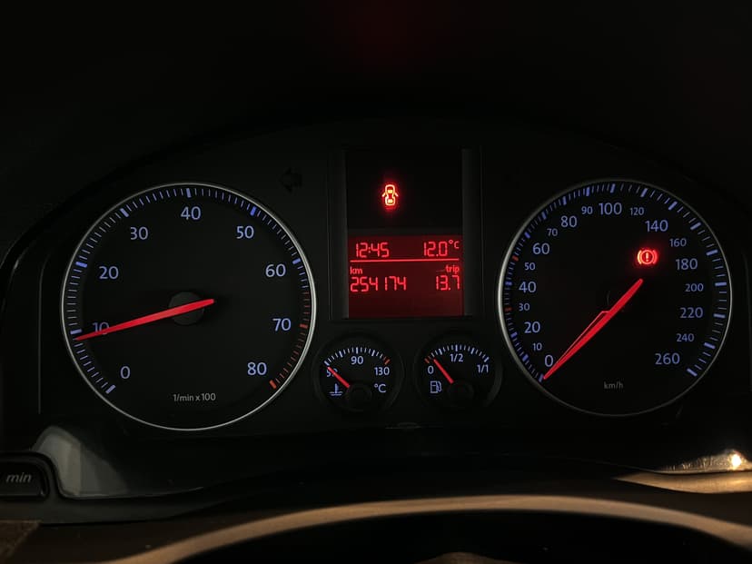 volkswagen-golf-2005-1180-19