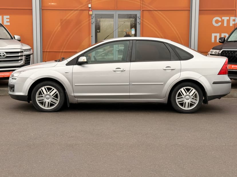 ford-focus-2007-789-7