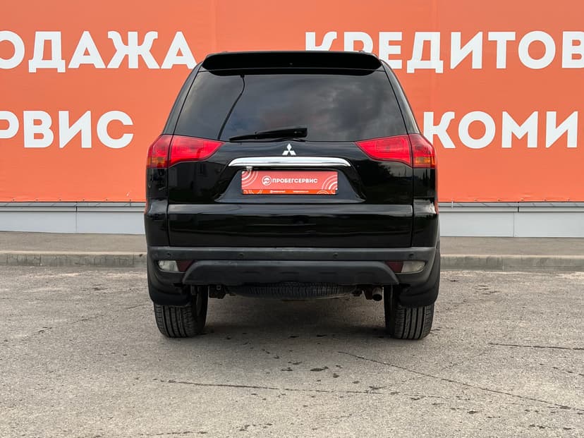 mitsubishi-pajero sport-2011-54-5