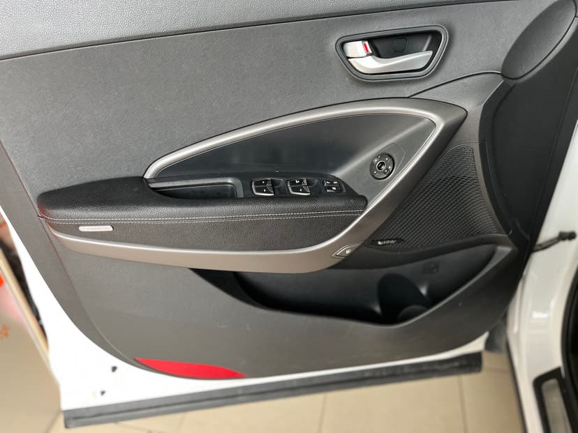 hyundai-santa fe-2013-247-10