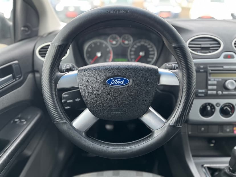 ford-focus-2007-762-11