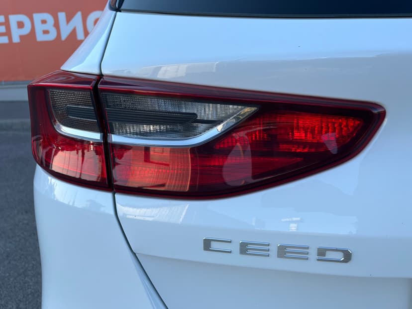 kia-ceed-2022-30-9