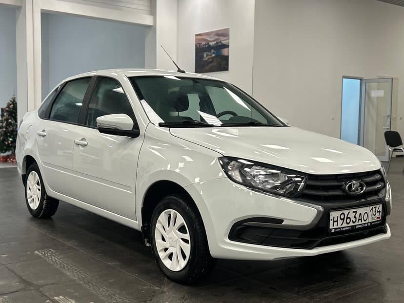 ваз (lada)-granta-2023-897-0