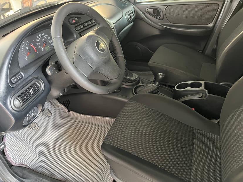 chevrolet-niva-2017-163-12