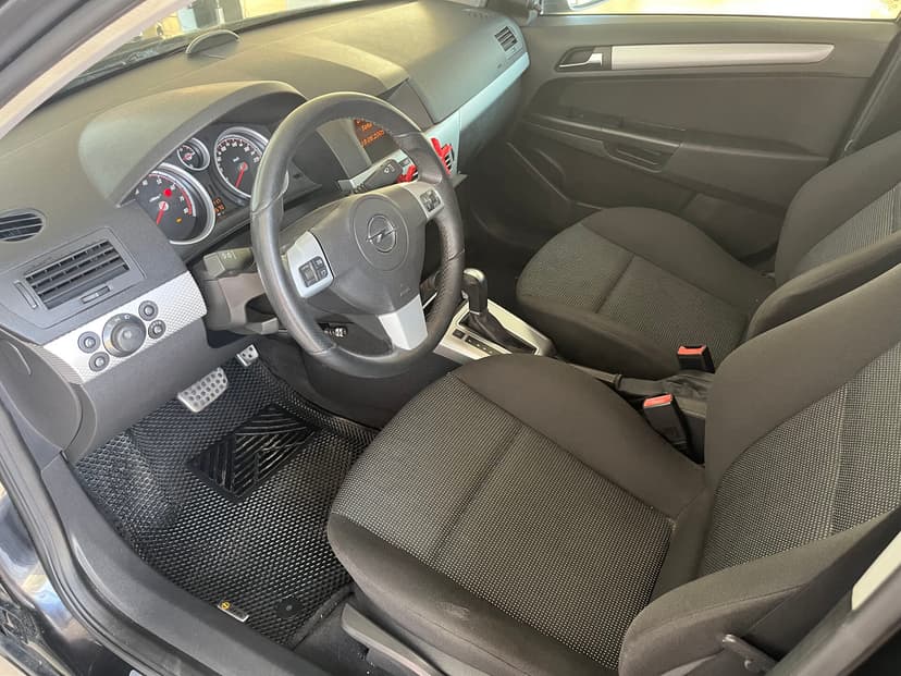 opel-astra-2005-261-10