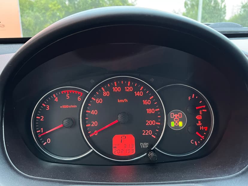 mitsubishi-pajero sport-2011-54-15